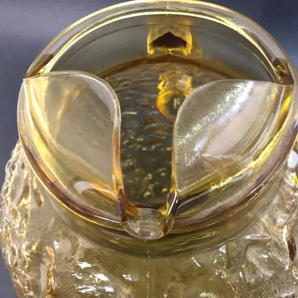 ANCHOR HOCKING Amber Colored Milano Lido Crinkle 96-ounce Round Tea Pitcher